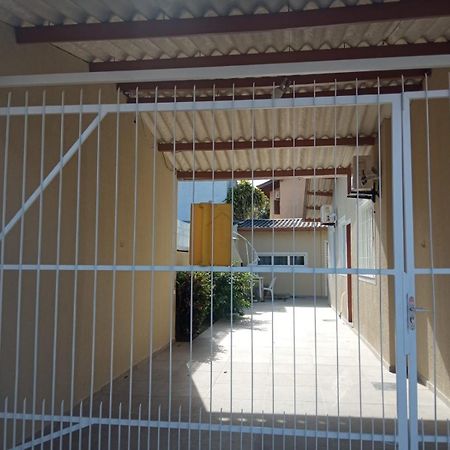 Residencial Erva Doce - 400M Da Praia De Canasvieiras フロリアノポリス エクステリア 写真