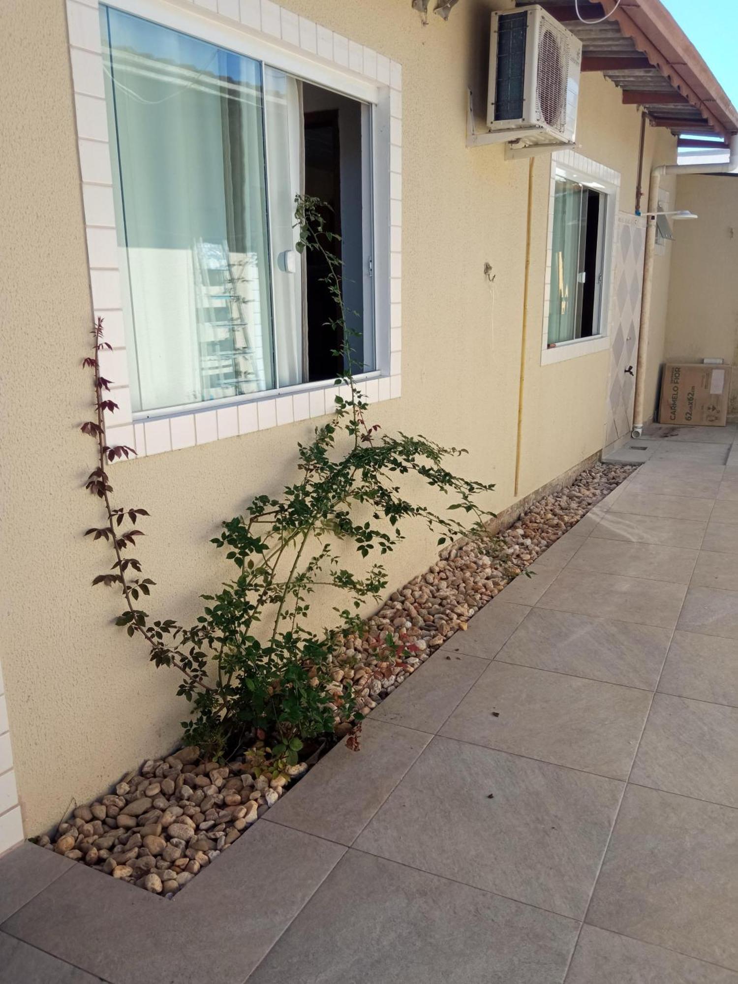 Residencial Erva Doce - 400M Da Praia De Canasvieiras フロリアノポリス エクステリア 写真
